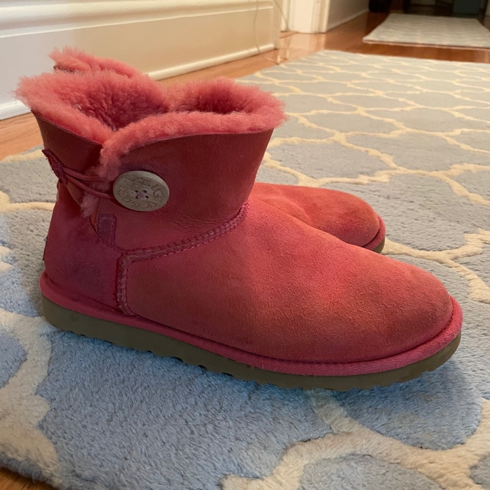 Pink Ugg’s